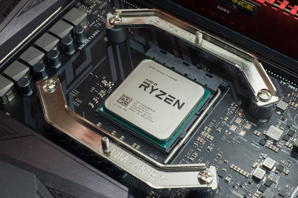 AMD RYZEN 7 1700X