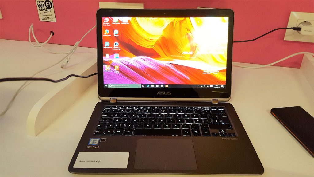 Gizcomputer-Asus Zenbook Flip UX360