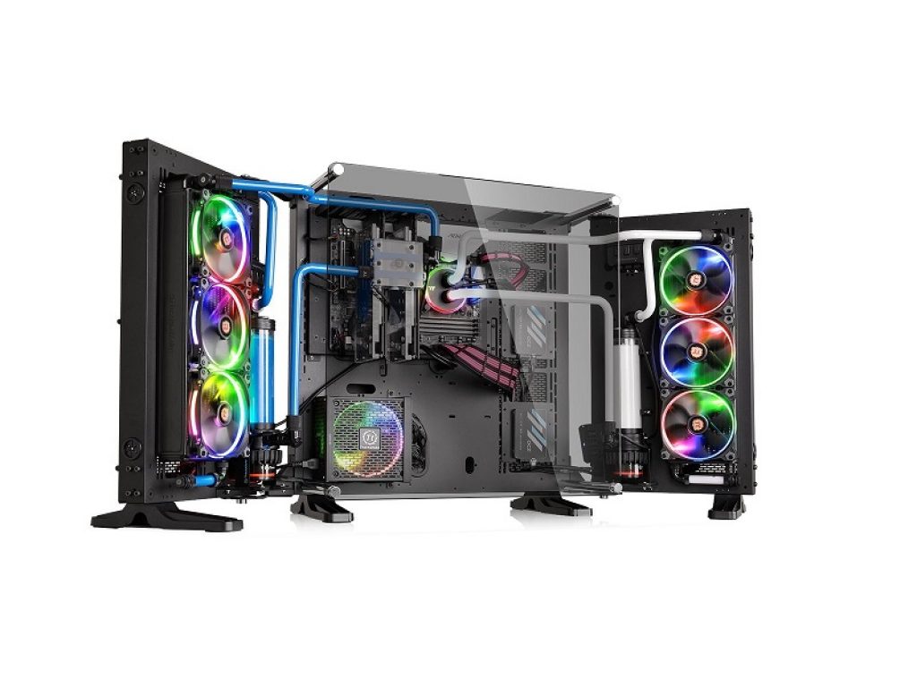 Thermaltake-Core-P7