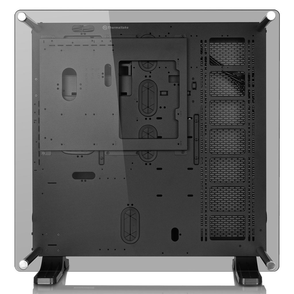 Thermaltake Core P7, placa base