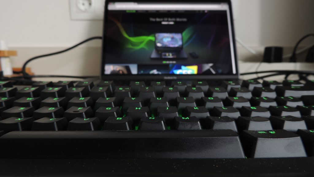 razer blackwidow chroma v2