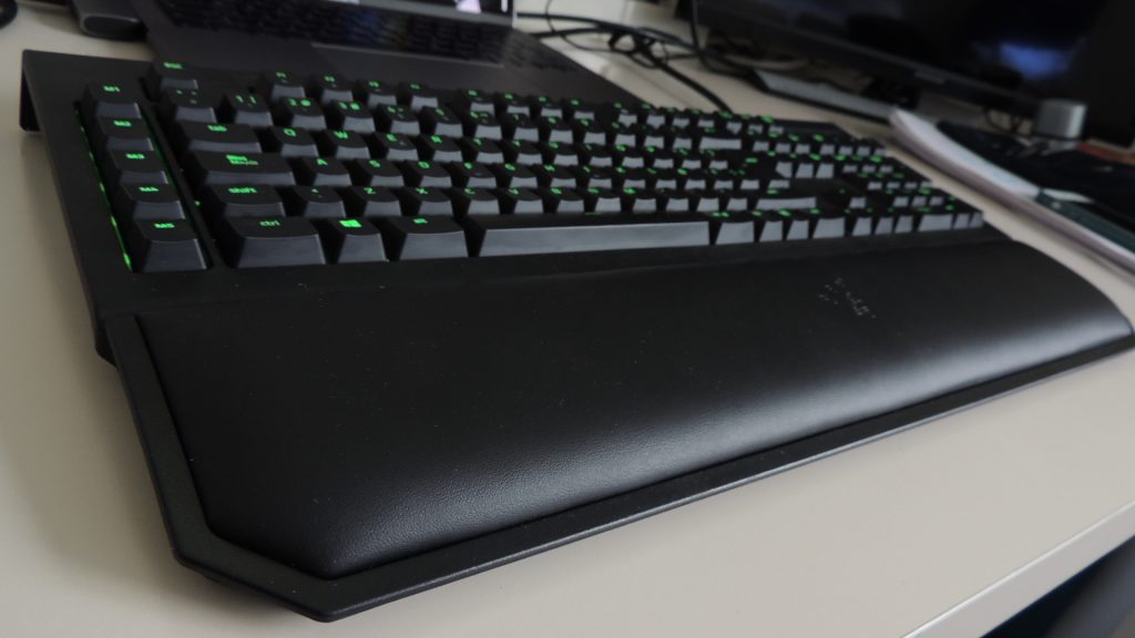 razer blackwidow chroma v2