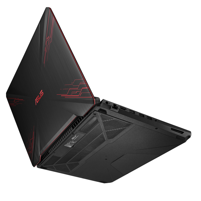 Hay que decir que el diseño térmico de este portátil Asus FX504GE-DM198T además de refrigerar mejor, va a prolongar de forma significativa la vida útil del sistema. Asus FX504GE-DM198T, refrigeración