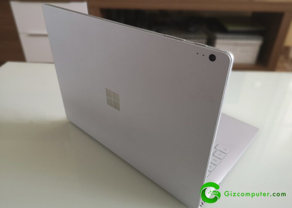 Surface Book 2