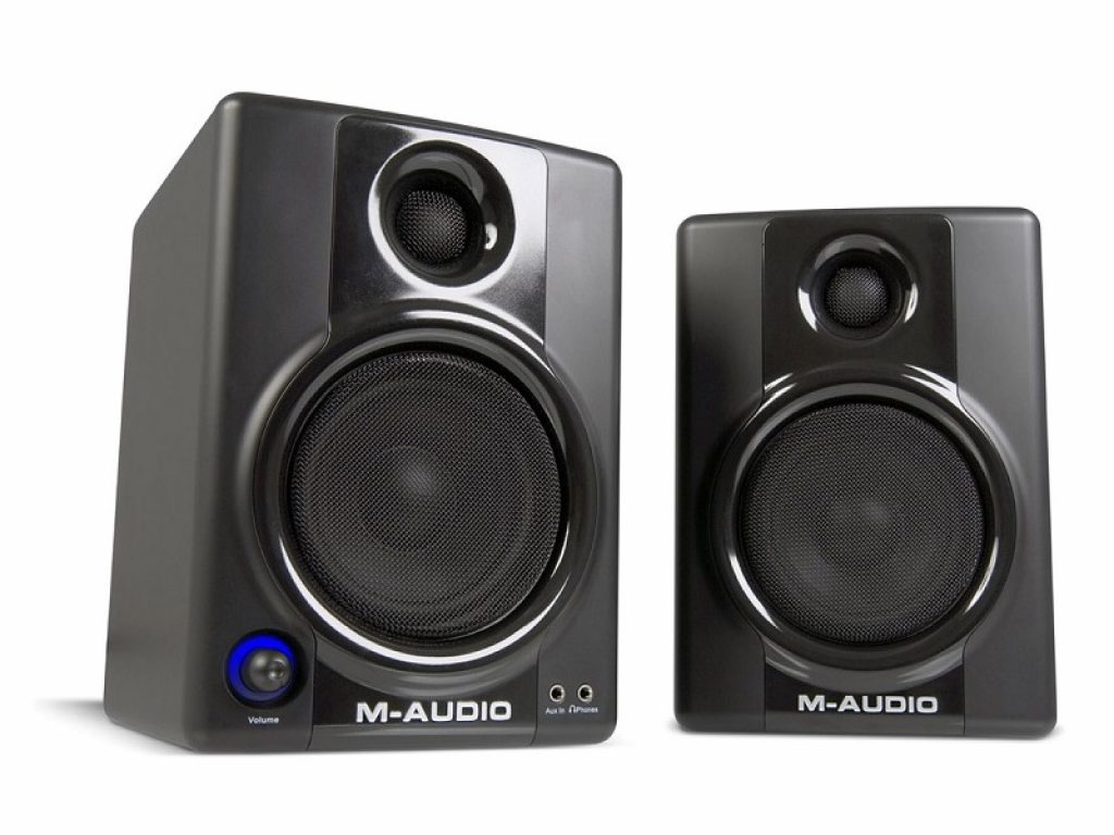 M-Audio AV40