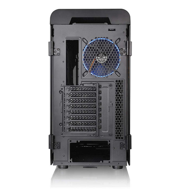 Thermaltake Level 20 GT, slots