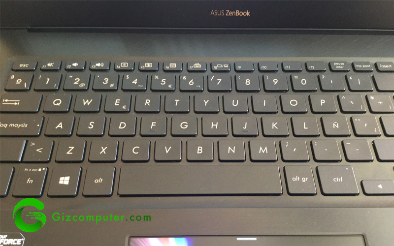 ASUS ZenBook Pro 15 UX580GD-BN033T