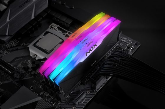 Apacer NOX RGB DDR4