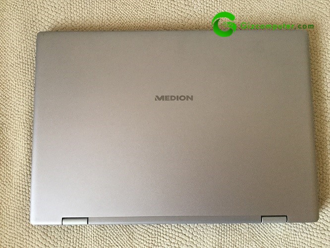 Medion S4401