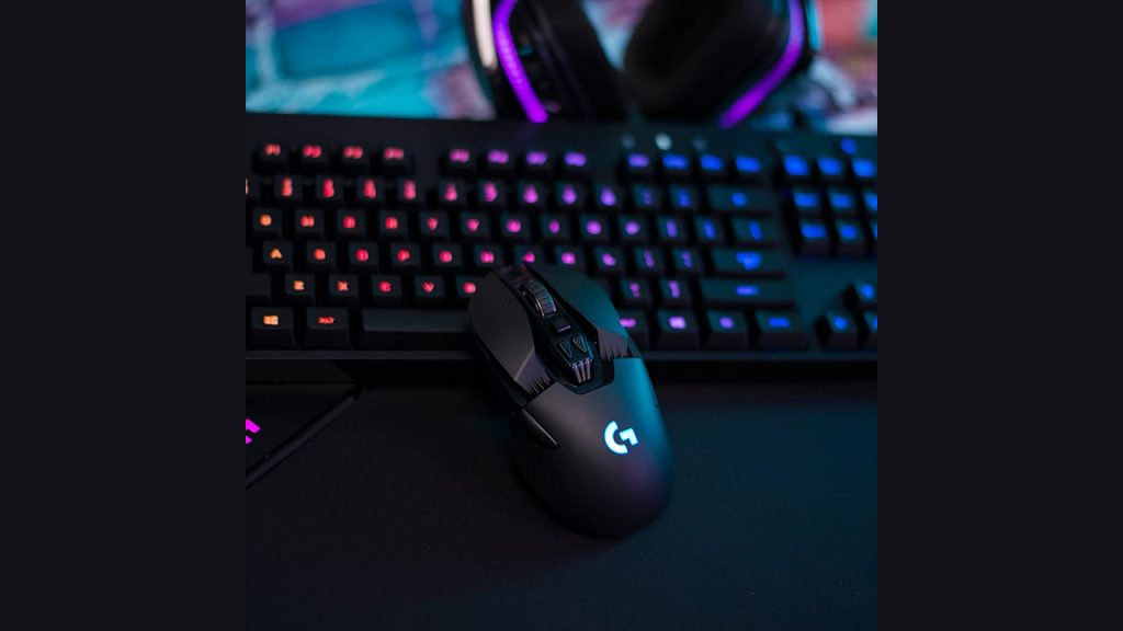 Logitech G903