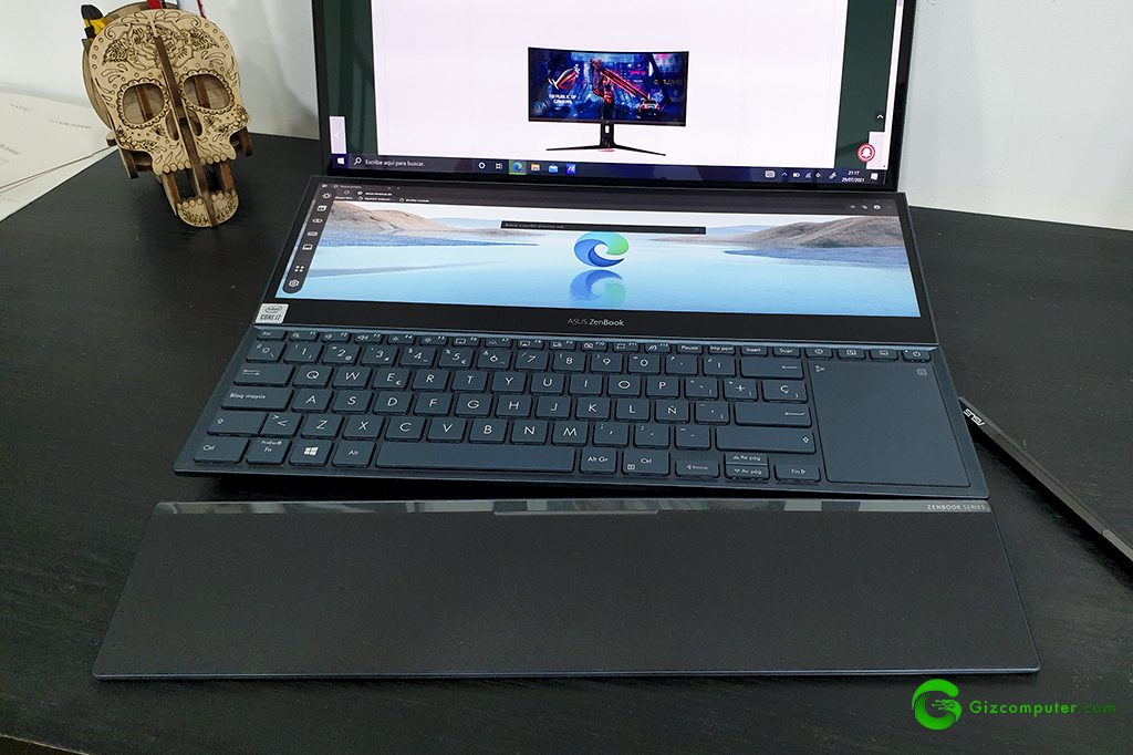 Asus UX582L ZenBook Pro Duo