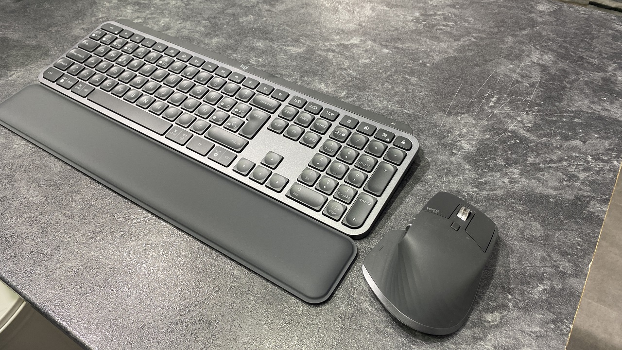 Logitech MX Keys S Combo (4)