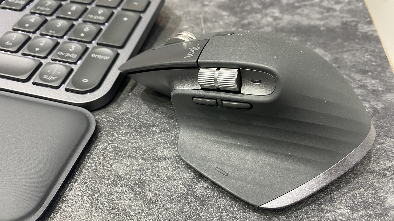 Logitech MX Keys S Combo (4)