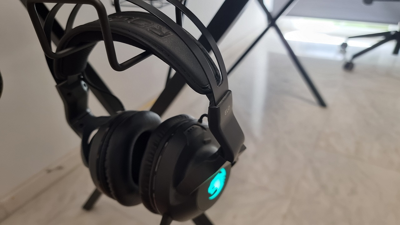 Genesis Holm 300 RGB