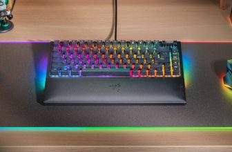 RAZER BLACKWIDOW V4 75%