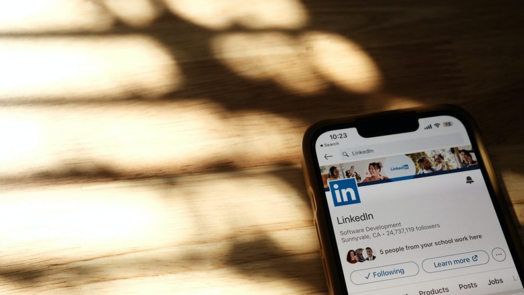 comprar seguidores de LinkedIn 2023