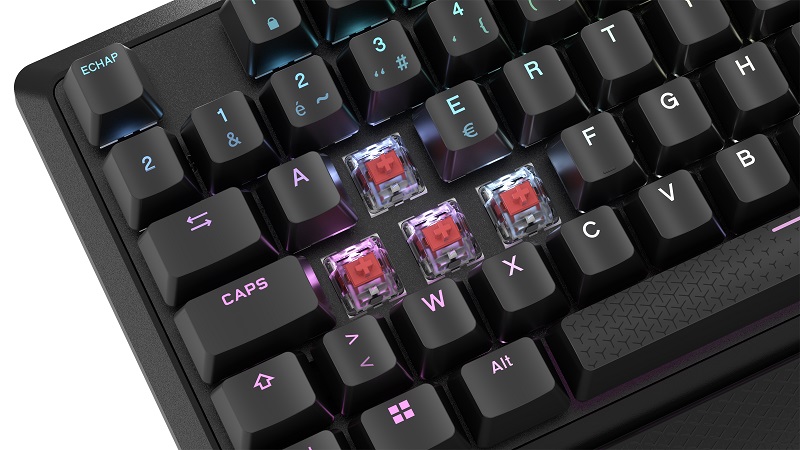 CORSAIR K70 CORE