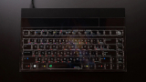 Flux Keyboard, teclado transparente con pantalla integrada