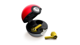 Razer Pikachu True Wireless Earbuds, auriculares en una Pokeball